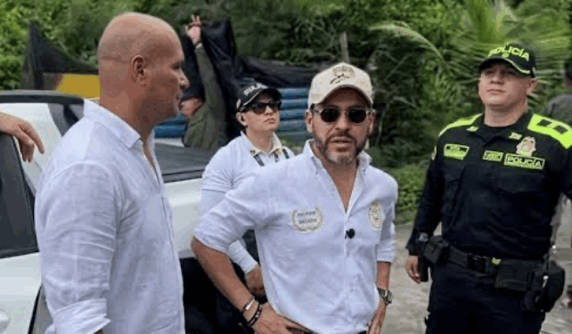 Ministro del Interior, Rodrigo Lara, expresa al Presidente su rabia porque a la estación de Policía de Providencia se le inyectaron 35 mil millones de pesos y no fue terminada y los uniformados deben operar desde un hotel.